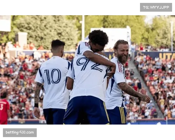 美职联球迷文化逐步形成 主场氛围日益浓厚