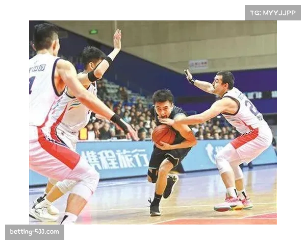 天津广州等队轮换阵容基本完整，季后赛席位争夺激烈